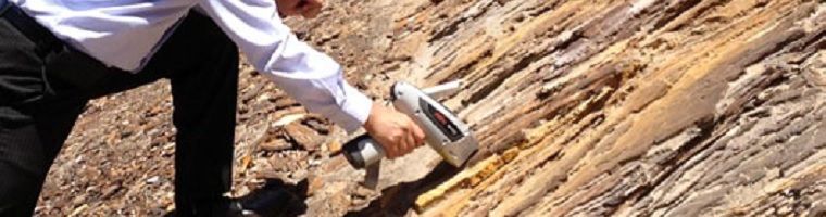 XRF analysing manganese and iron